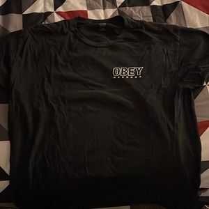 Obey XL shirt